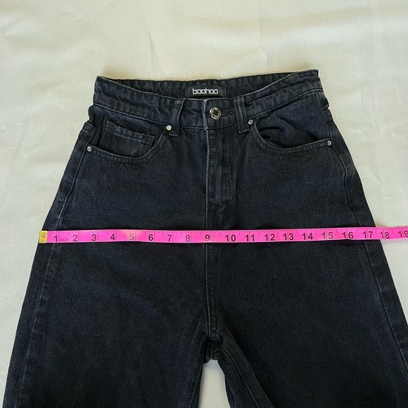 NEVER WORN Boohoo Split Hem Jeans - Picture 3 of 8